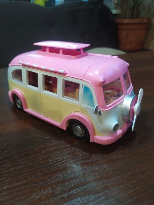 Kamper zabawka z akcesorjami