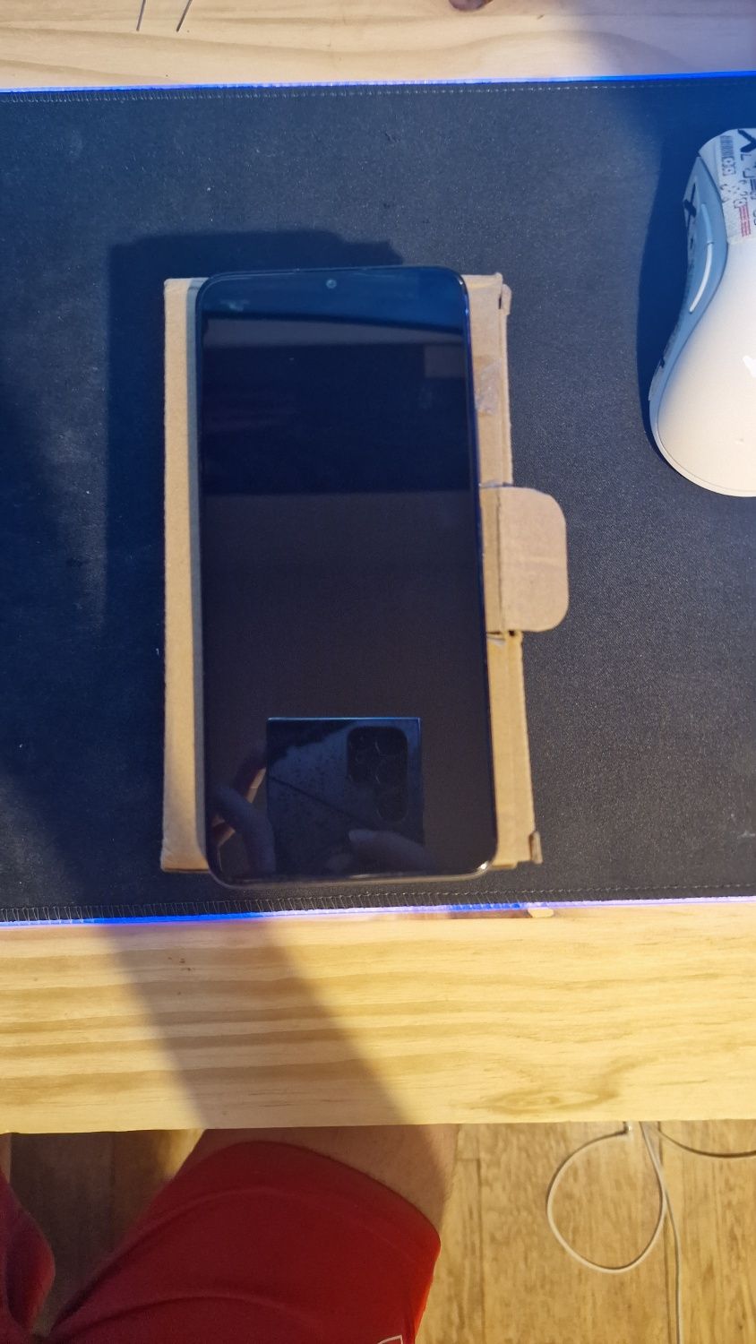 TCL 40 SE azul marinho