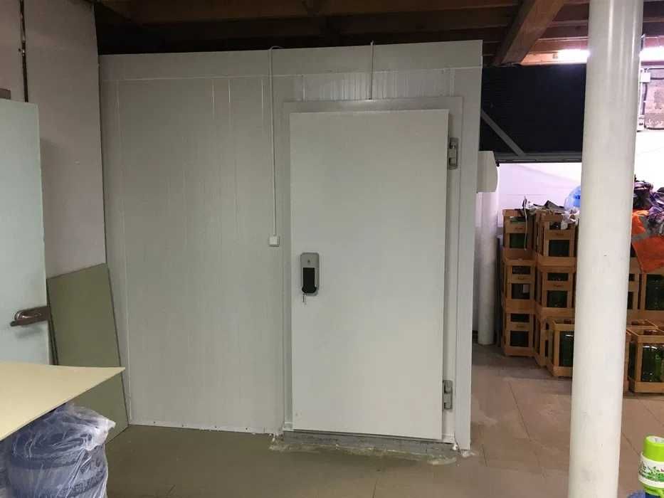 Сендвіч панелі - Двері холодильні. Продаж, монтаж, ремонт