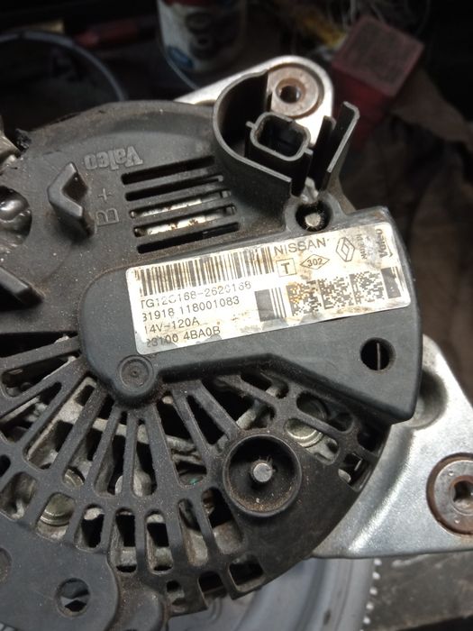Генератор Nissan
