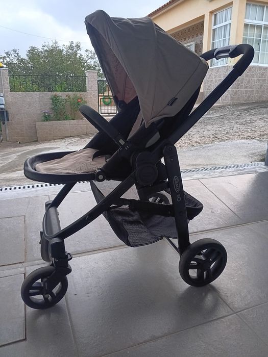 Carrinho de Bebé e Ovo Graco Duo Evolution
