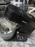 Robot kuchenny planetarny