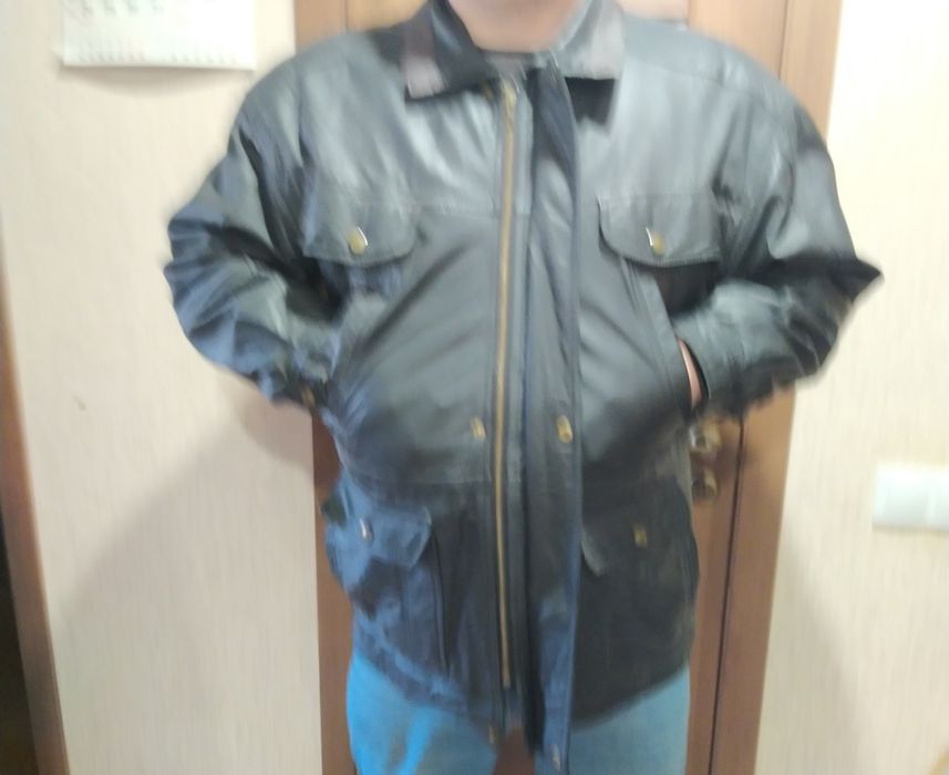 Кожаная мужская куртка.