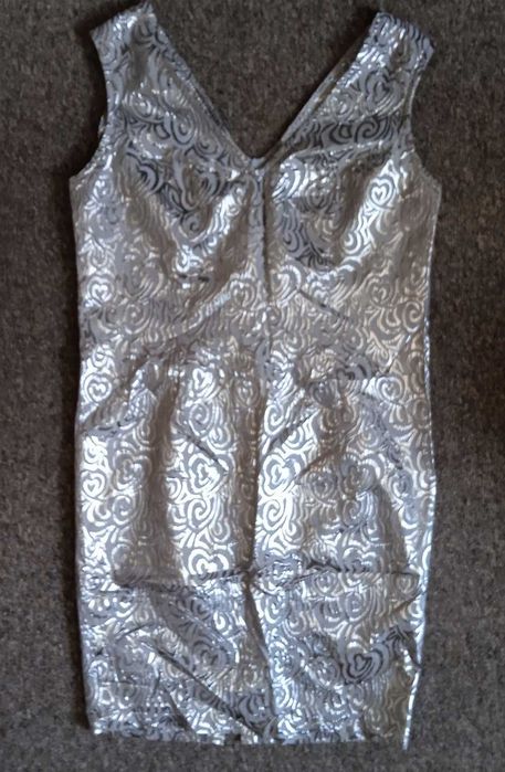 Wizytowa sukienka popiel srebro r. 44