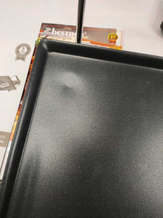 B251 Duży tradycyjny grill elektryczny 70cm Bestron  czarny 1800W