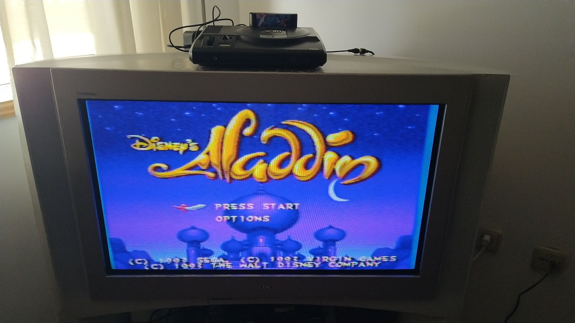 Sega Mega Drive I com caixa original