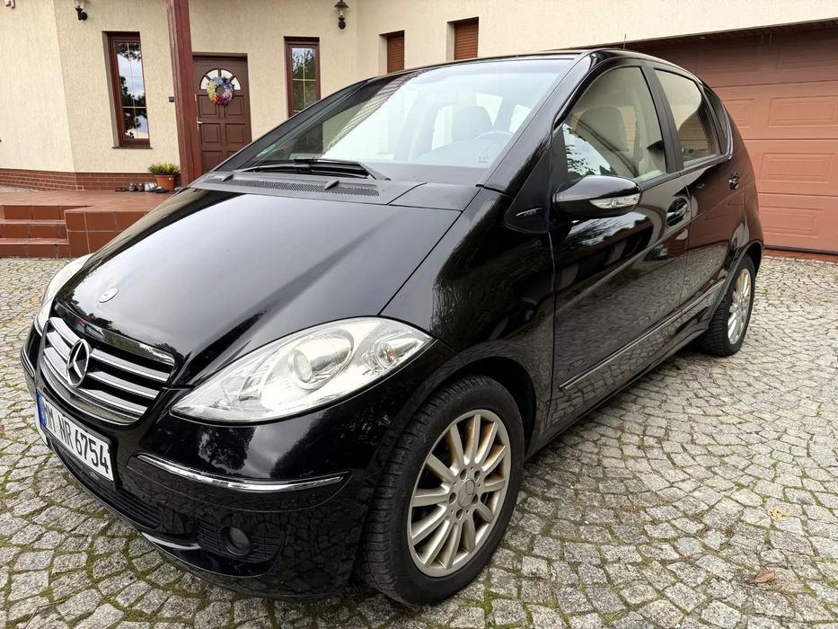 Mercedes-Benz Klasa A Avantgarde opłacony bezwypadkowy stan bardzo doby