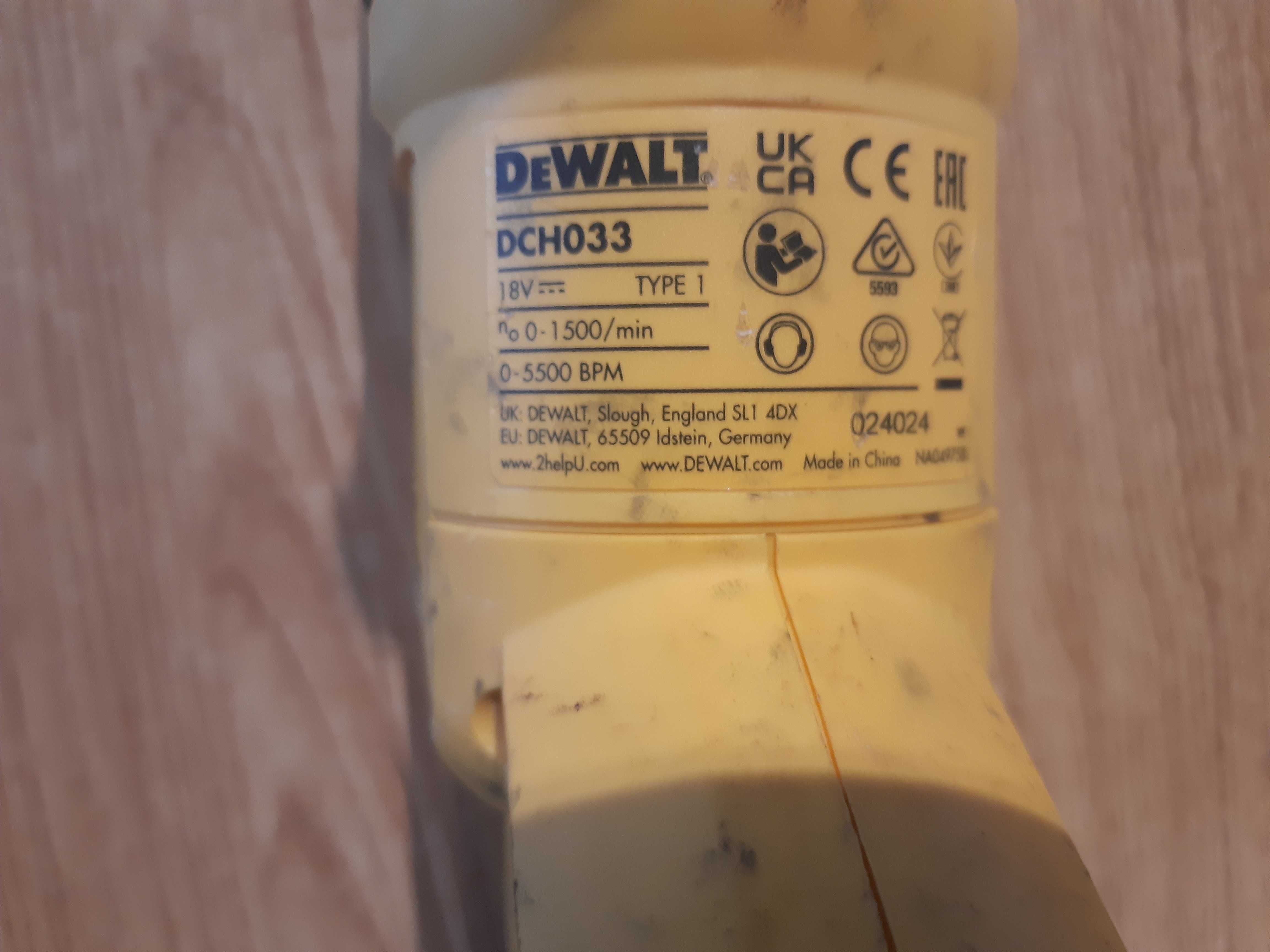 Młotowiertarka  DeWalt