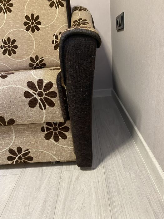 Діван в гарному стані