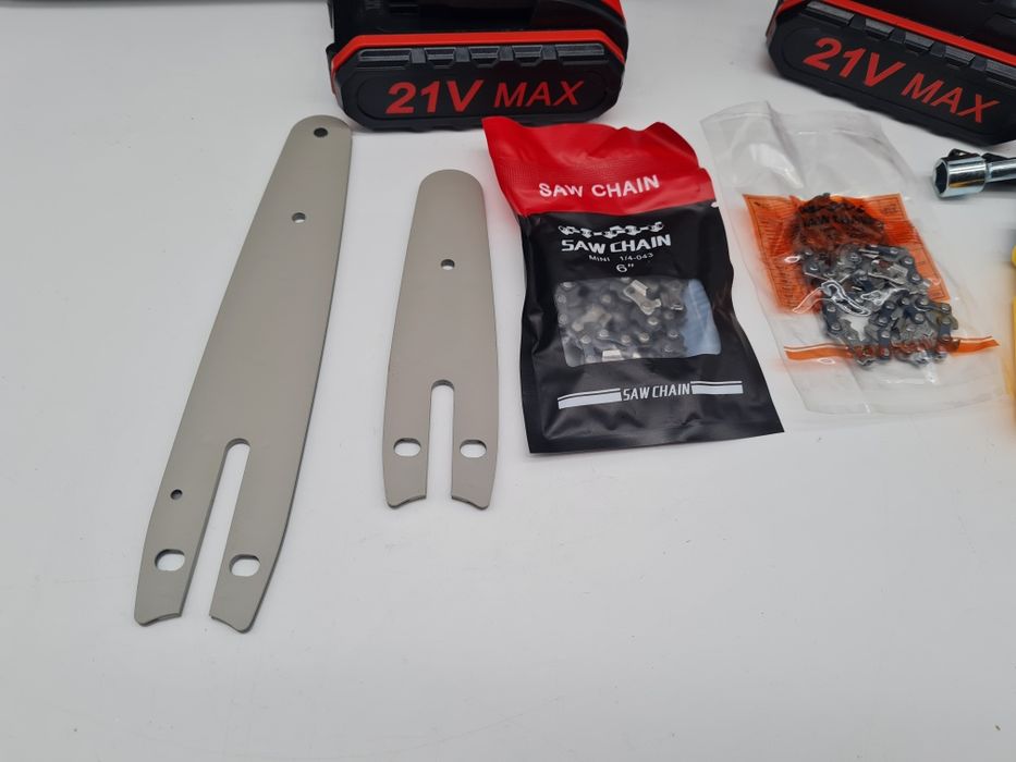 Mini Pilarka łańcuchowa elektryczna piła łańcuchowa 21 V 2x aku