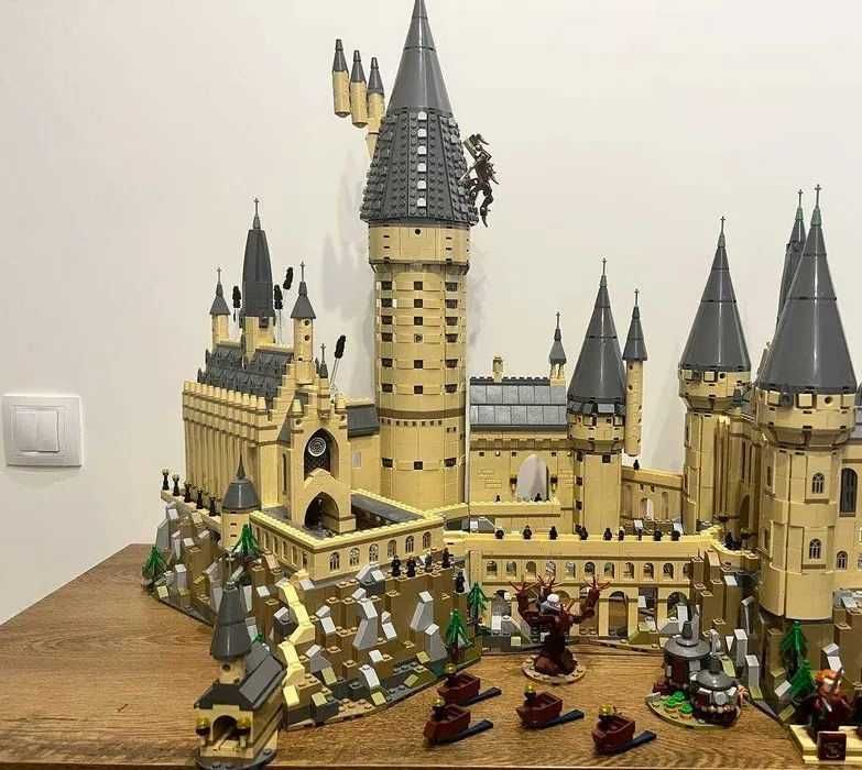LEGO 71043 - Castelo de Harry Potter: Hogwarts Castle