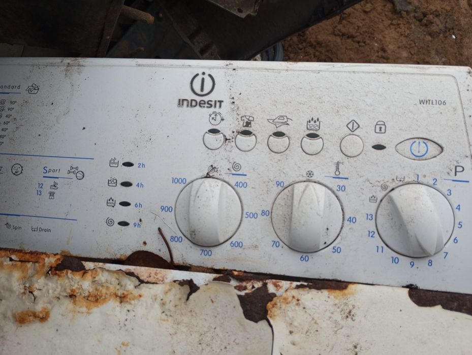 Продам стиральную машину Индезит