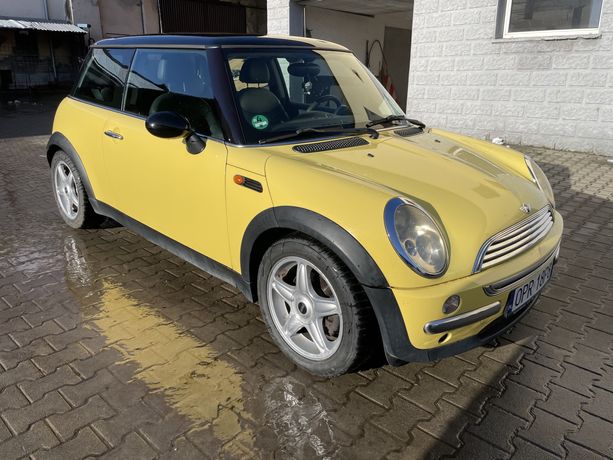 Mini Cooper 1.6 Benzyna