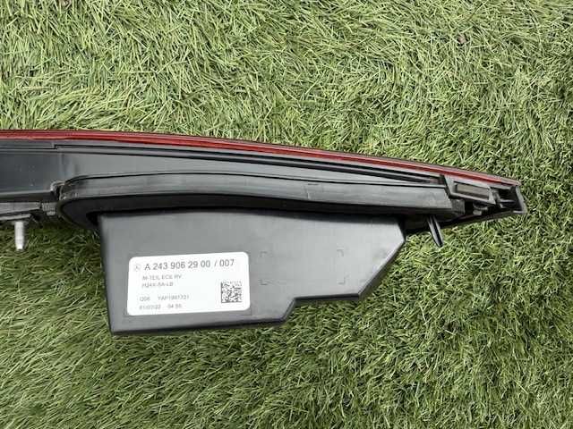 Farolim central traseiro Mercedes EQA