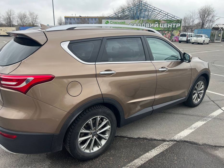 Авто автомобиль Jetour x70 газ, бензин. 4 года авто. 96000 пробег.