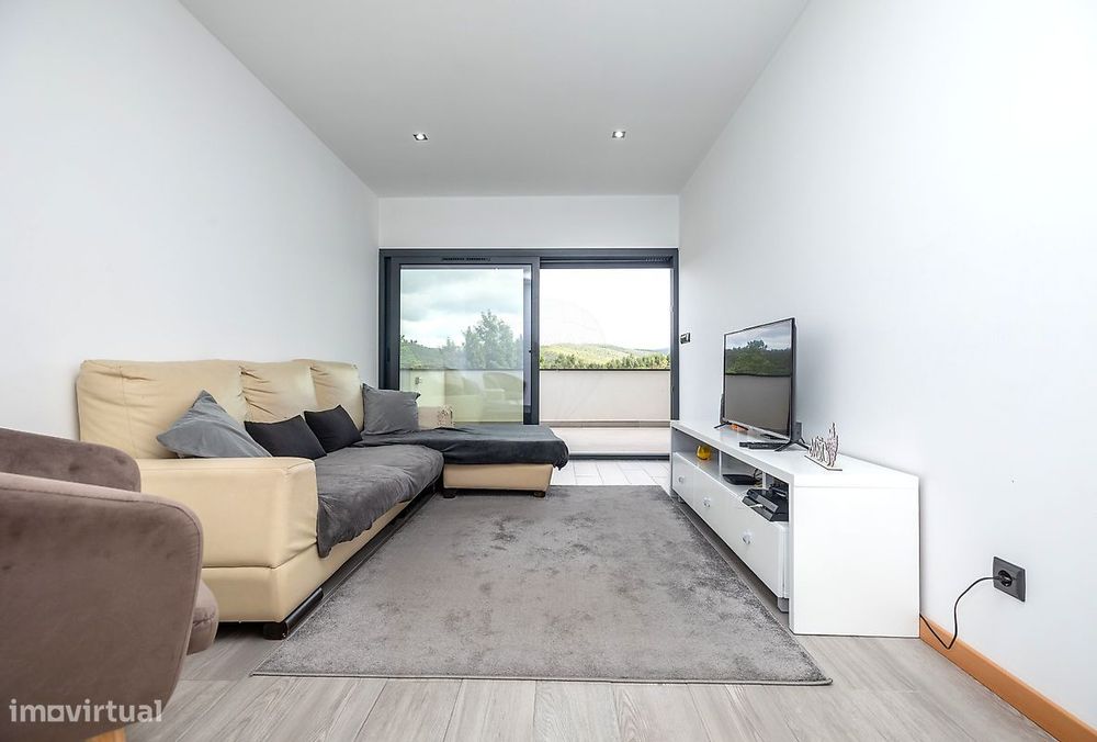 Moradia T4 para venda