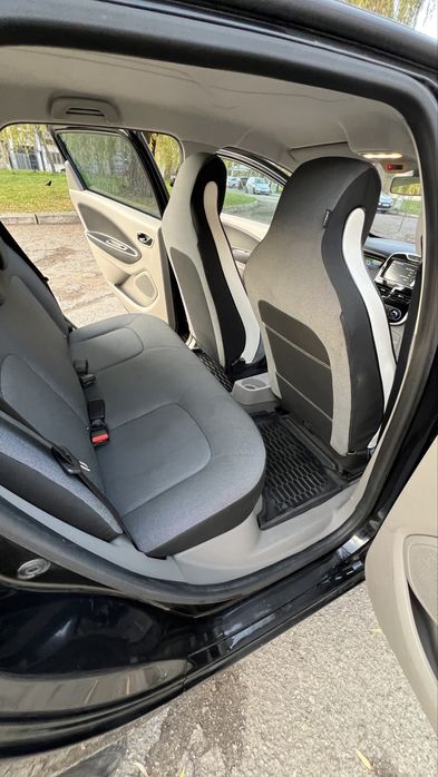 Renault Zoe рено зое 2015