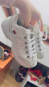 Buty sneakersy Fila dla dziewczynki rozm. 36