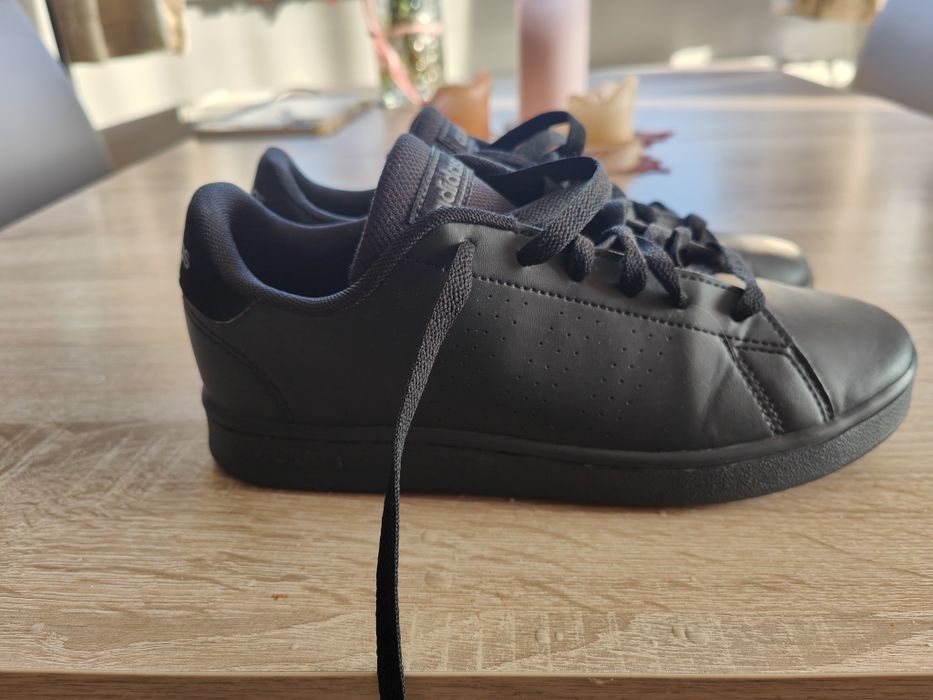 Buty Adidas Advantage Black Junior rozmiar 36 - raz ubrane. Stan jak n