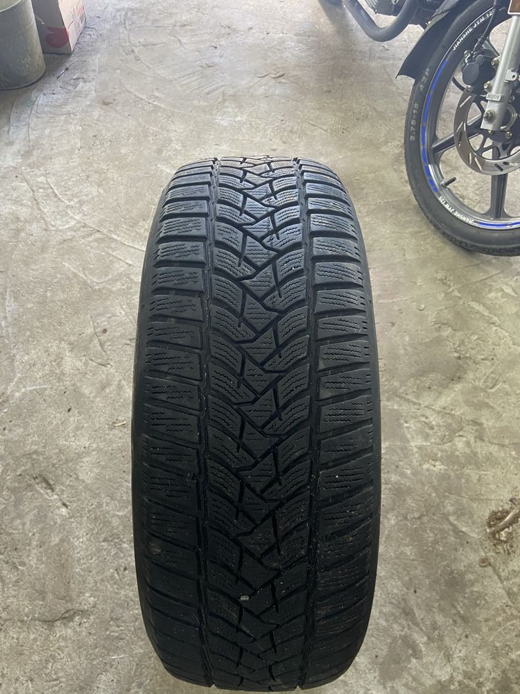 Продам шину ,резину 215/60r16