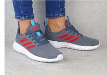 Buty sportowe Adidas lite racer CLN K - rozmiar 37,5.
Cena 80 zł