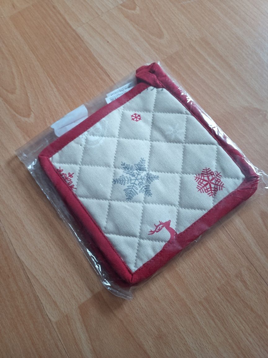 Silikonowe foremki na muffinki + papilotki pędzel nóż do biszkoptów i