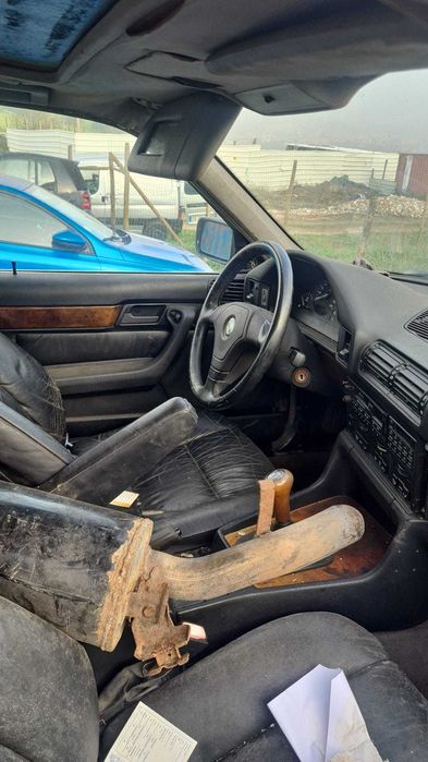 duas BMW E34 Touring 525TDS às peças