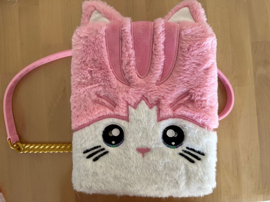 Playset Quarto Mochila 3 em 1 Surpresa Na! Na! Com boneca