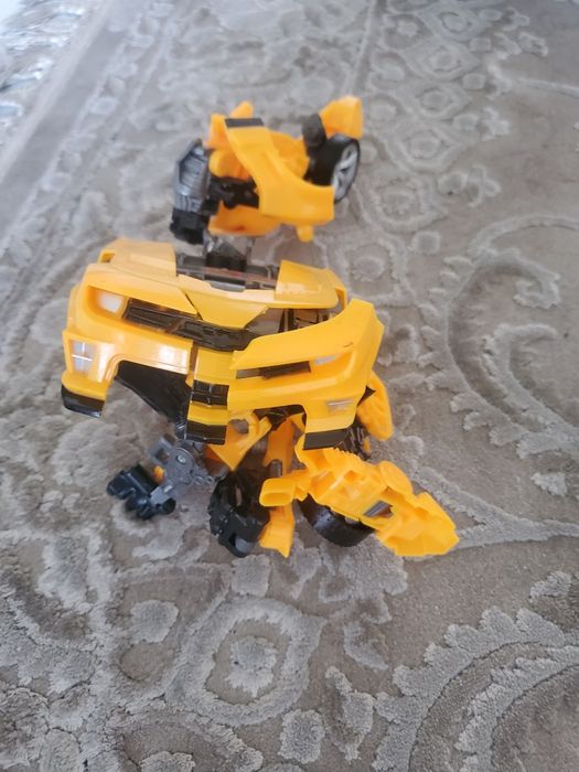 Продаются трансформеры.