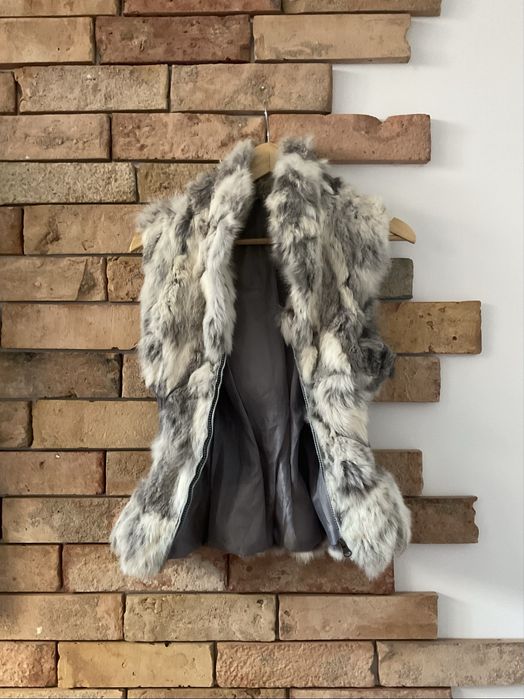 Damski bezrękawnik z futra naturalnego, króliczego, rozmiar S/XS