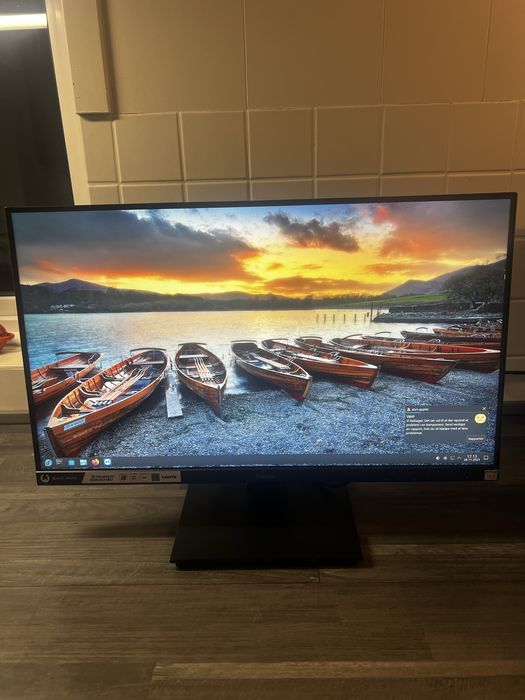 Gamingowy zestaw PC(Monitor, komputer, mysz i klawiatura)