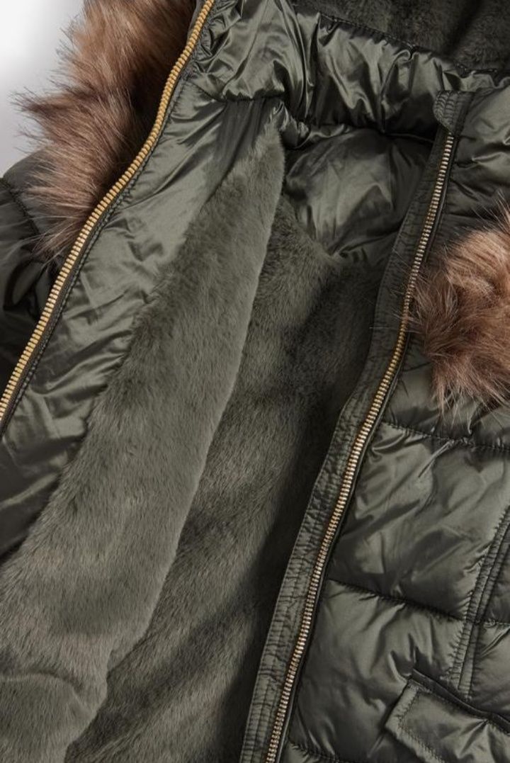 Тепла зимова куртка пальто Next 13-14 р. пуховик зелена хакі курточка