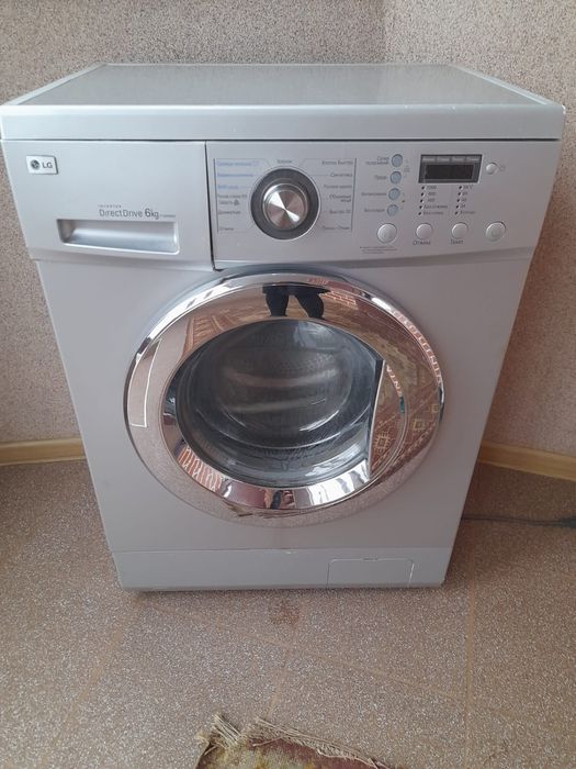 Продам стиральную машину LG