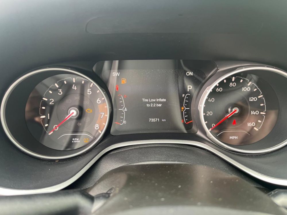 Продам Jeep compass