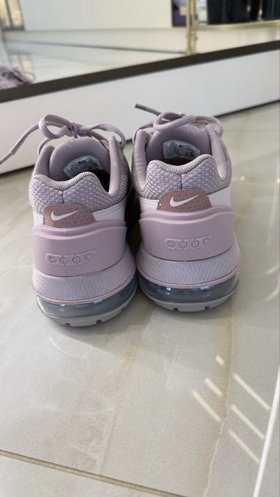 Кросівки жіночі Nike Air Max Pulse