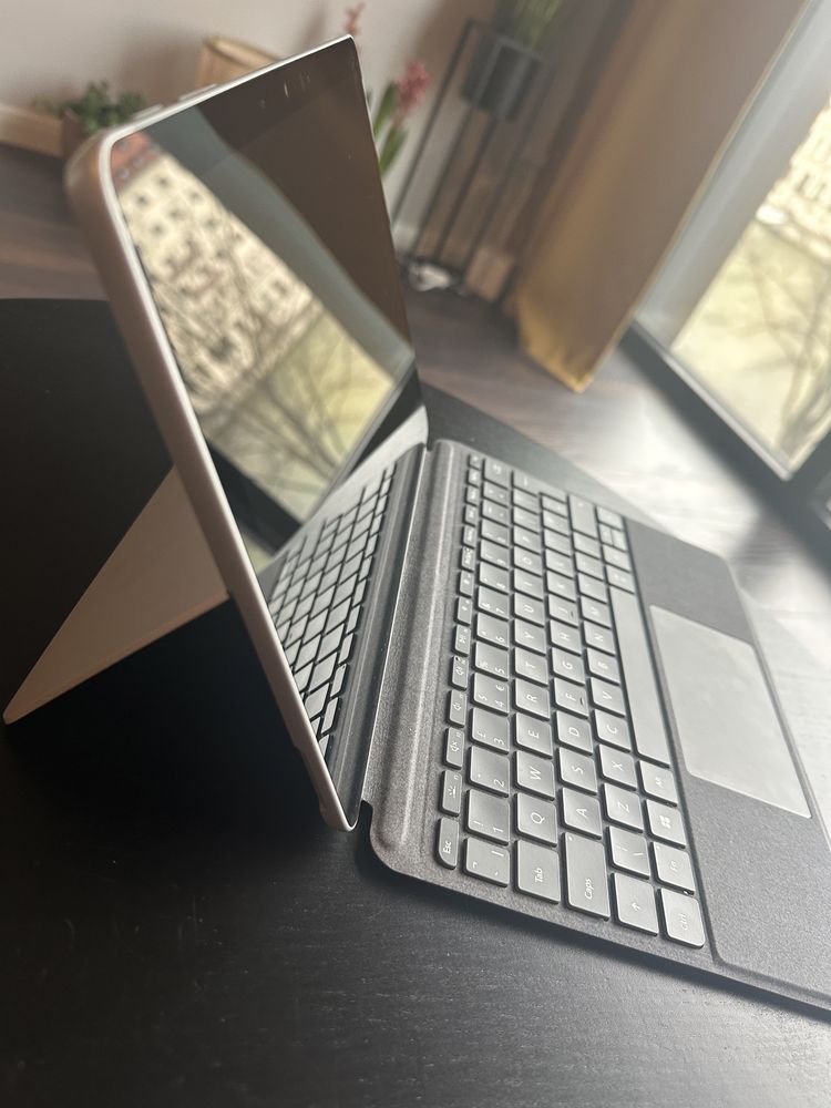 Microsoft Surface Go 2