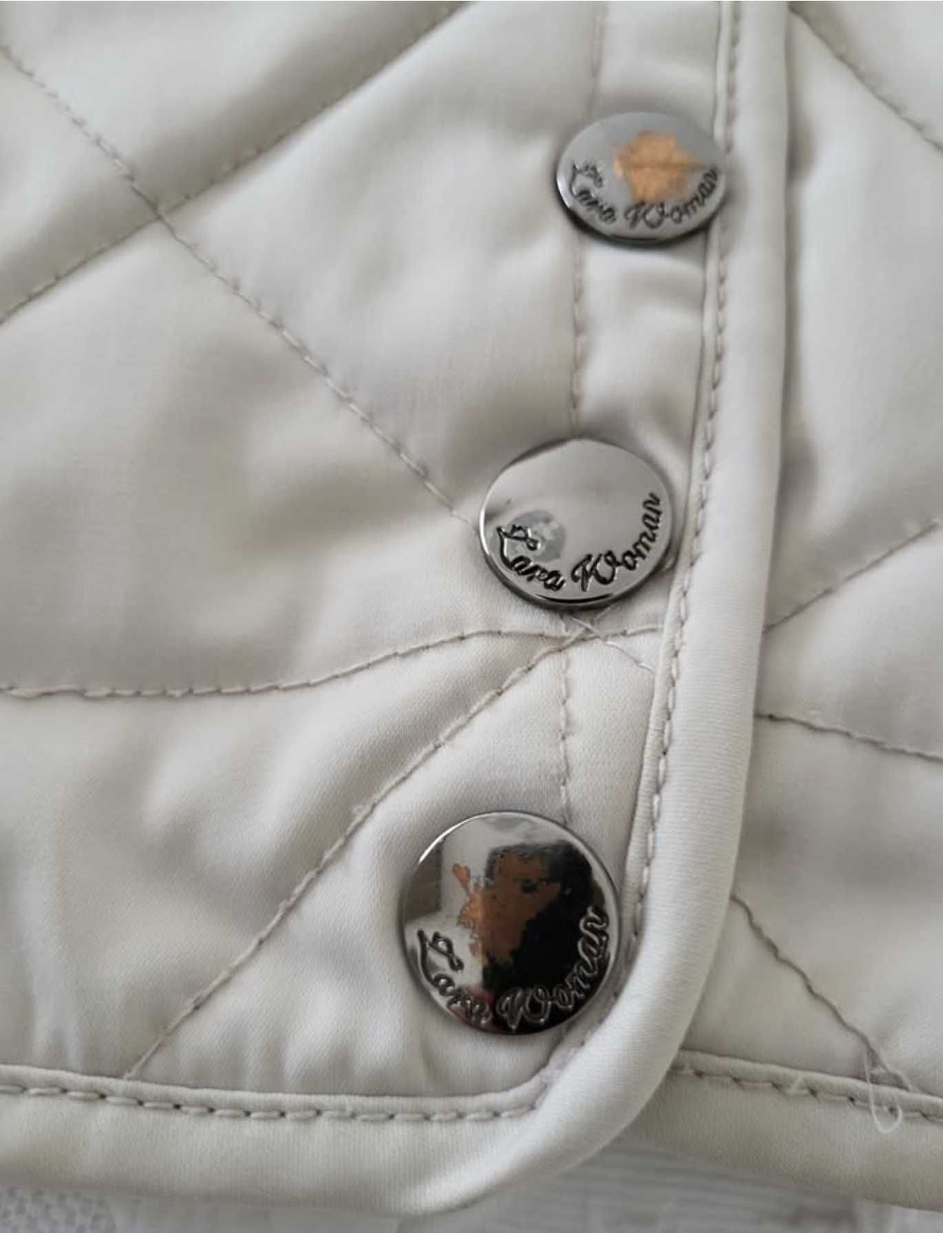 Casaco forrado Zara Woman tamanho S com cinto preto