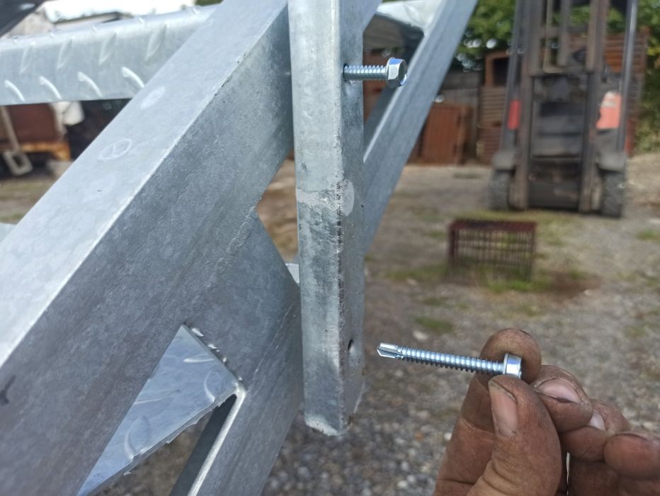Schody metalowe ocynkowane