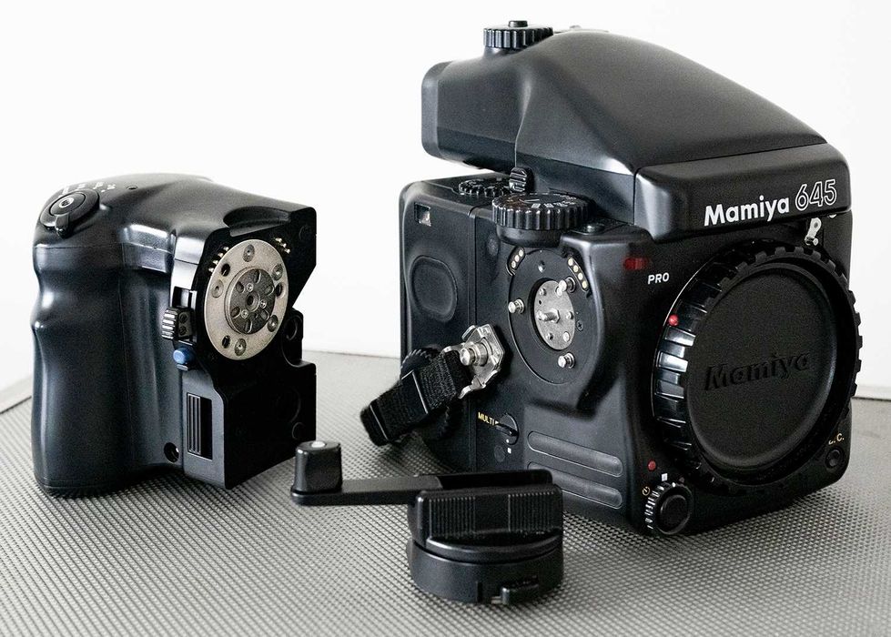 EXCELENTE Kit MAMIYA 645 PRO (tb vendo em separado)