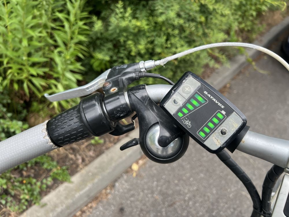 Holenderski rower elektryczny SPARTA EMOTION z 7 biegami w piascie /A