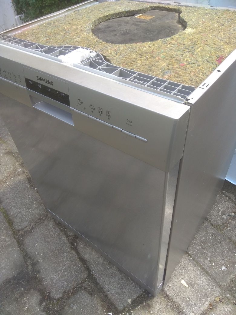 Zmywarka Bosch Siemens,60cm podblatowa inoxx.