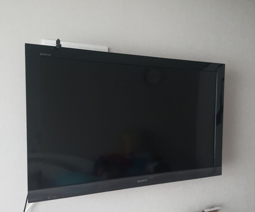 Продам Телевізор Sony BRAVIA KDL-40EX402
