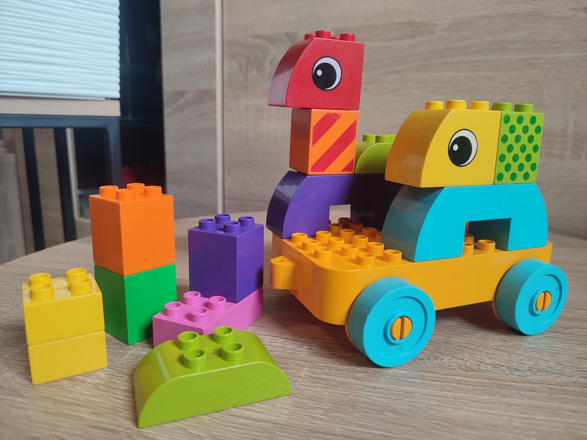 LEGO Duplo 10554 pojazd ze zwiarzetami