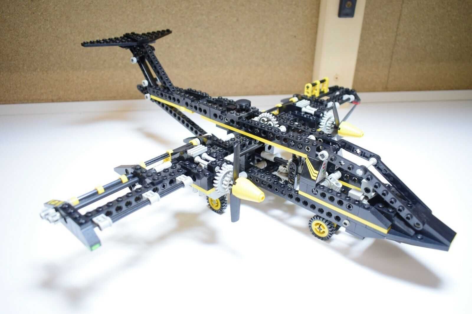 Lego Technic 8425 Czarny Jastrząb unikat 1996 rok