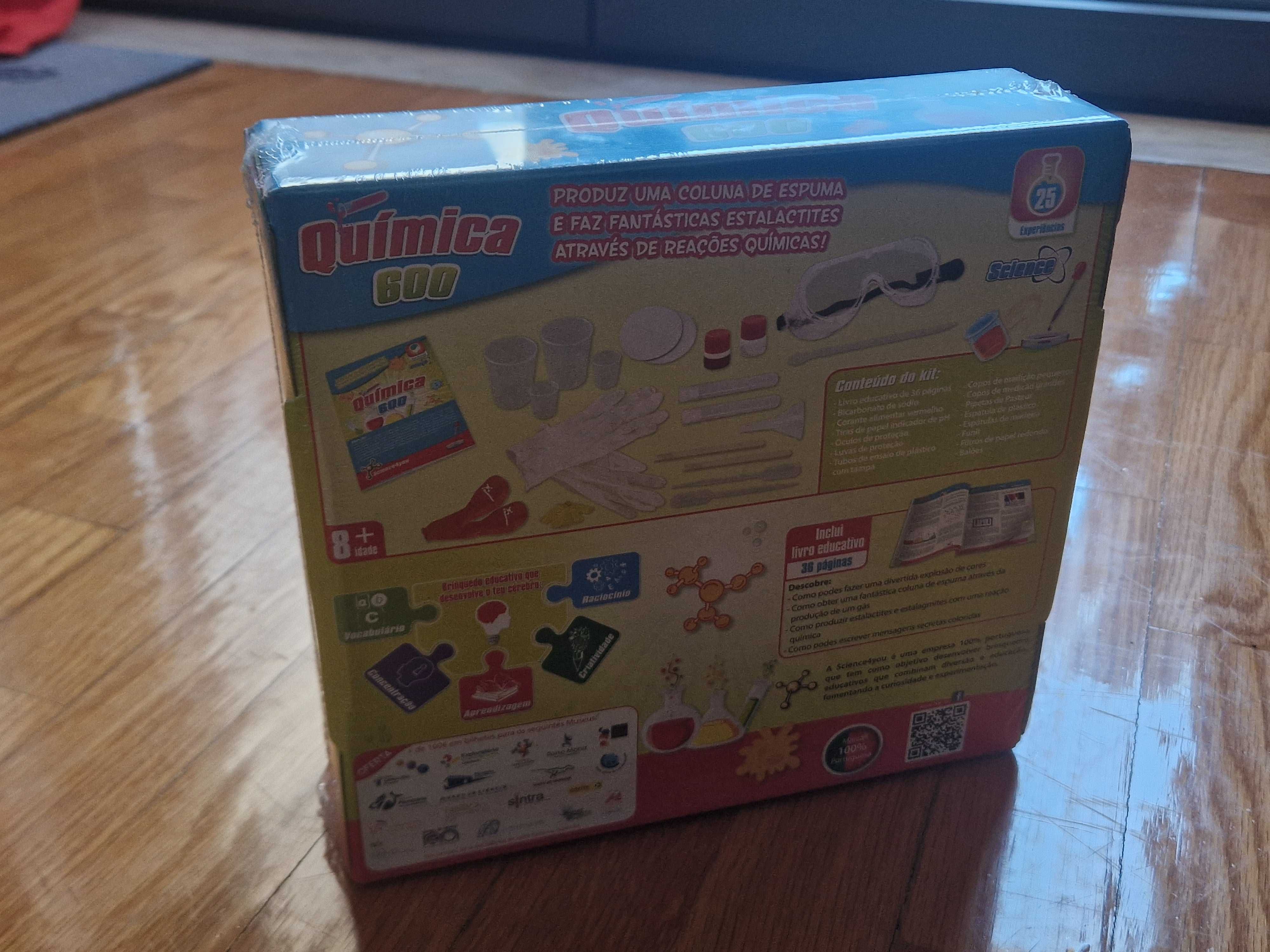 Kits Science4you Crazy Race e Química. Nunca abertos