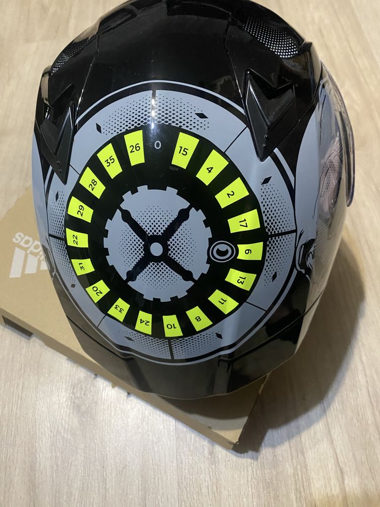 Kask motocyklowy Airoh Valor Akuna integralny roz. M stan jak nowy