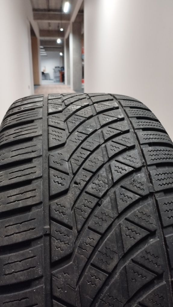 Opony 235/45/R17