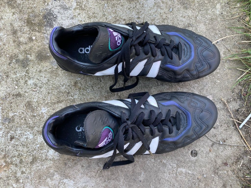 Korki piłkarskie Adidas Kasut Bola 1996 r.