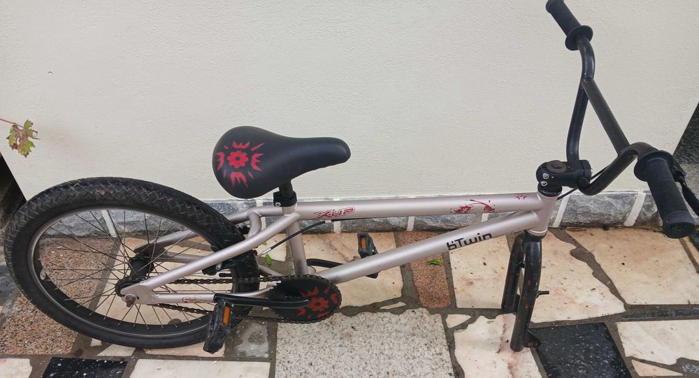Bicicleta BMX btwin
