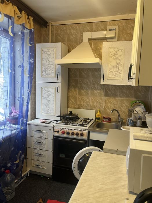 Оренда 2 кімнати ,Любінська,будинок меблів.садова